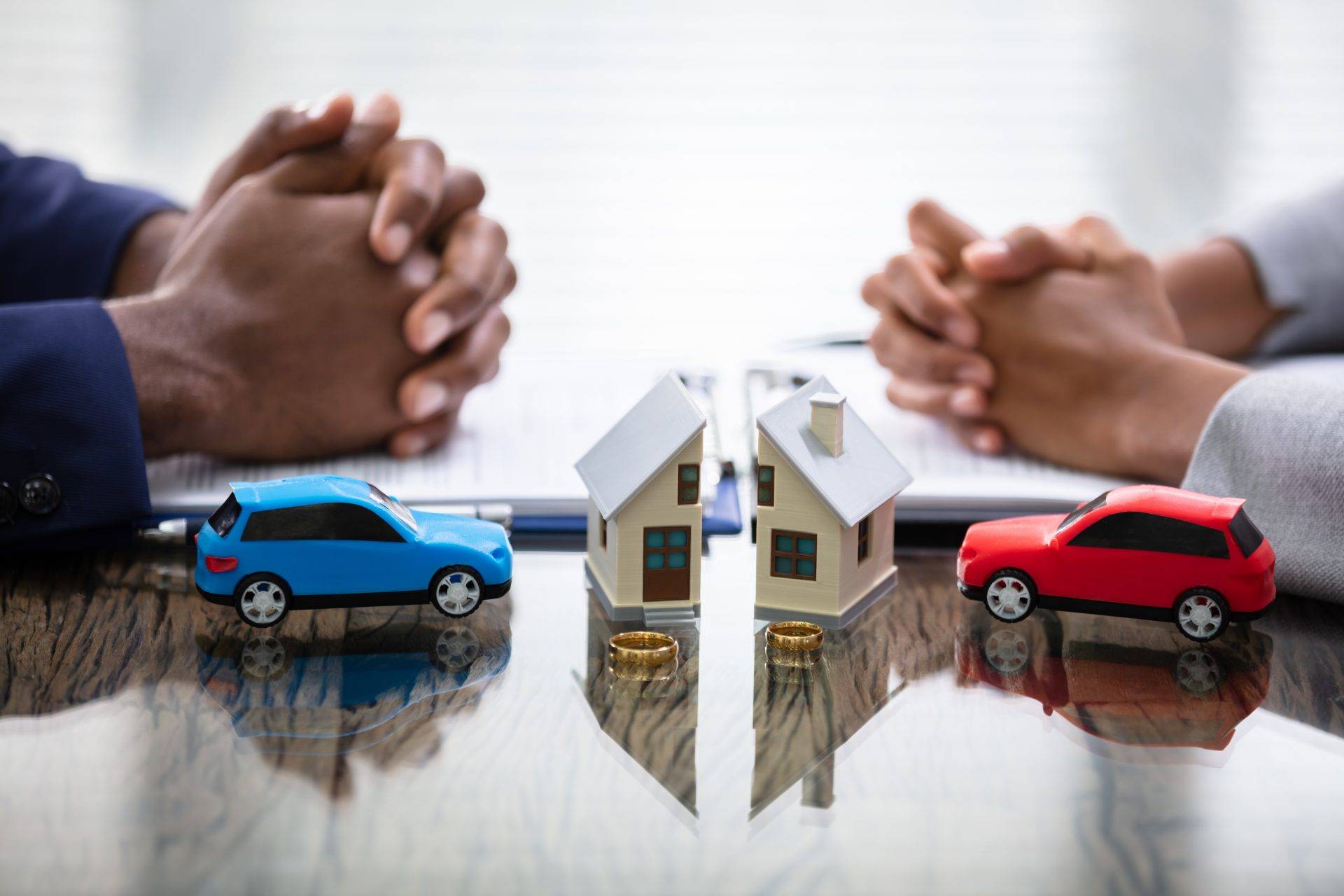 Divorce Property Agreement – Protect and Divide Real Estate Fairly