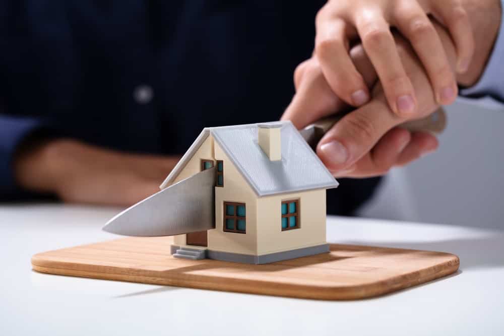 Do I Need a Lawyer for Property Division in Divorce – UK Legal Insight