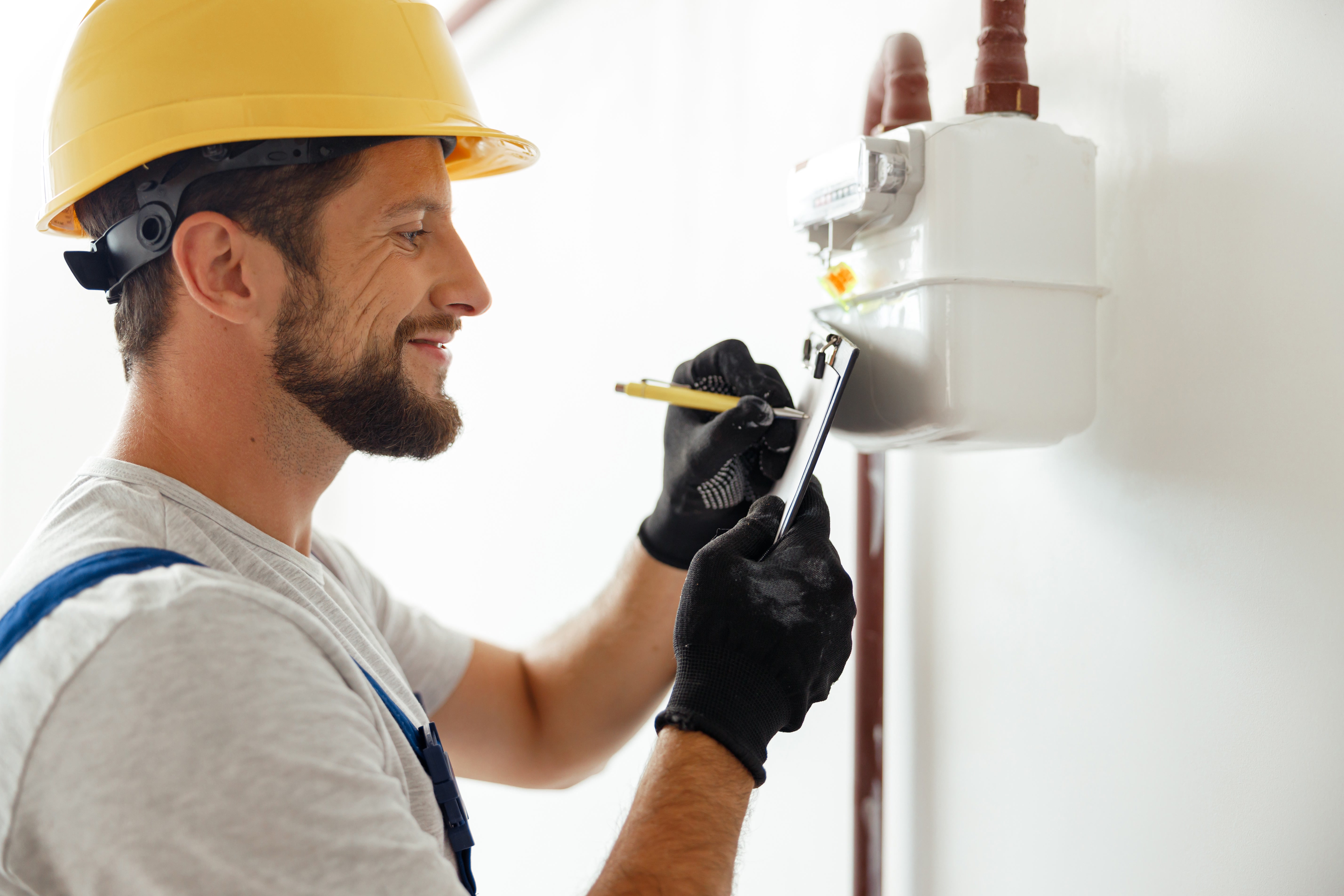 How to Find a Gas Safe Engineer in Wales - A Property Compliance Guide
