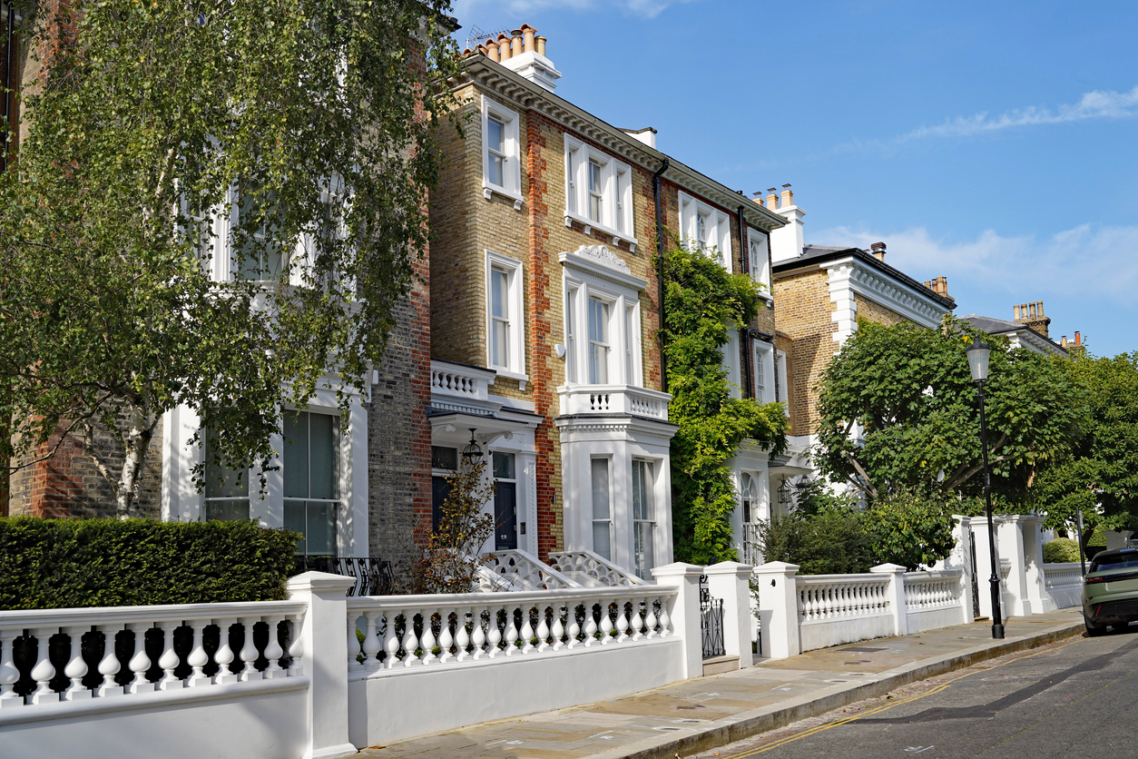 Understanding the Capital Stack in UK Property Development – Senior Debt and Strategic Funding Structures