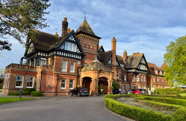 Care Homes in Surrey - Residential and Nursing Care Guide