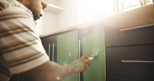 Painting Kitchen Cabinets – How to Paint Kitchen Cupboards for a Professional Finish