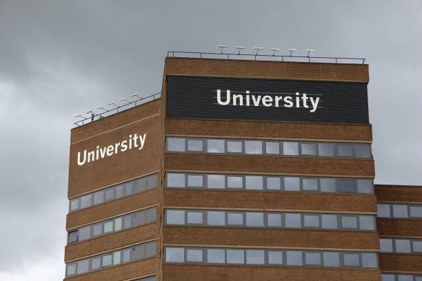 UK University Tuition Transfer Support - Fraser Bond