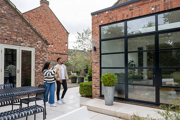 Healthcare Property Agent UK - Fraser Bond