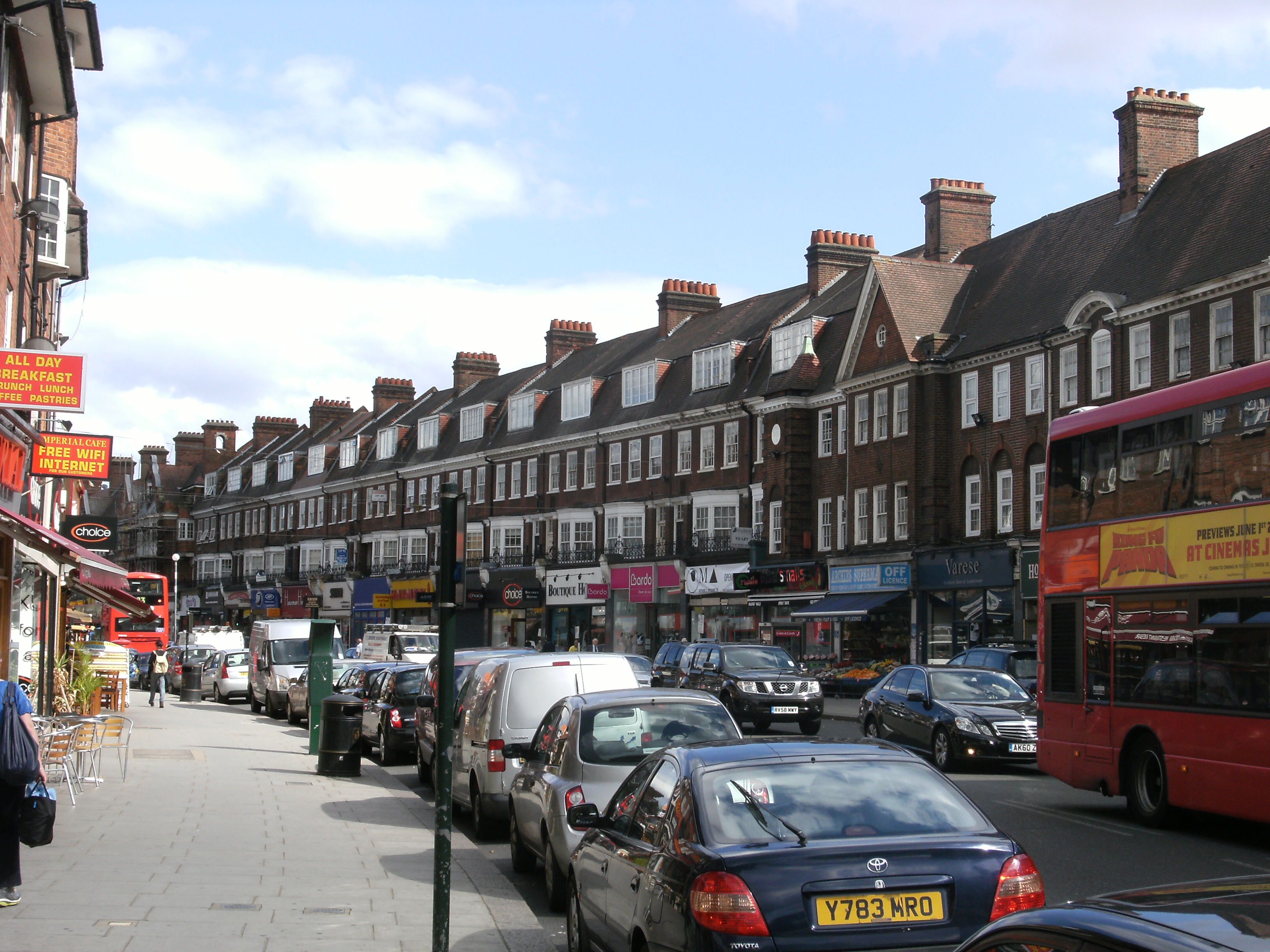 Moving to NW11 in London: What You Need to Know