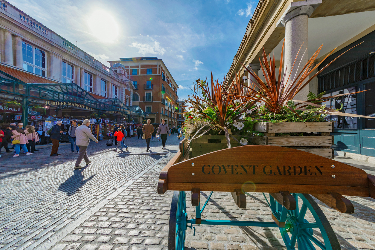 Why Fraser Bond are the Top Choice for Covent Garden Estate Agents