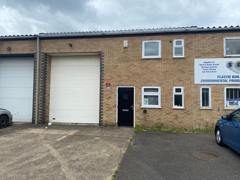 Industrial Unit in St. Ives, PE27 – Available for Rent