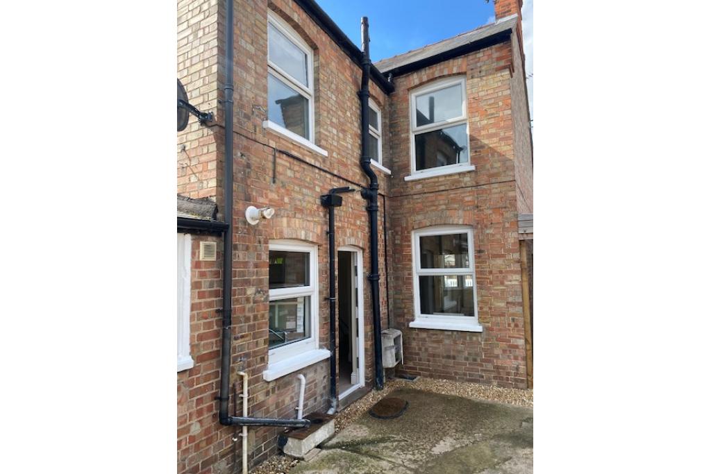 2 bed terraced house to rent Charles Street, Wisbech, Cambs PE13