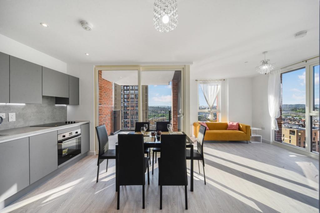 Two Bedroom Apartment with Reservoir Views – Hendon Waterside, – £2,383pcm
