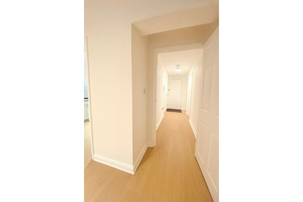 2 Bed Flat, Macmillan Way, SW17