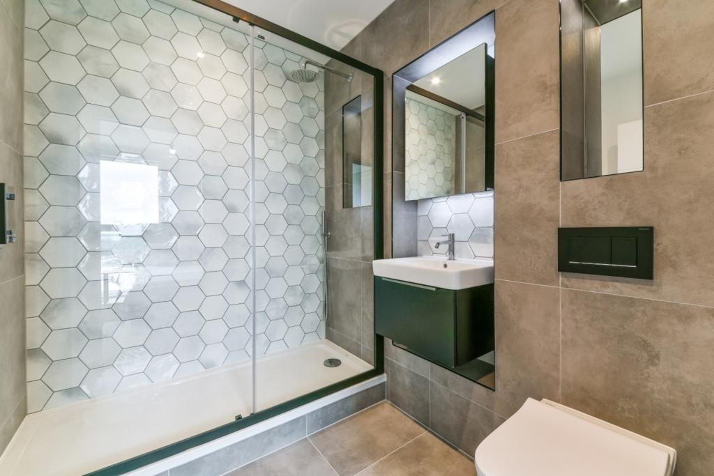 Modern Two Bedroom Apartment – £1,950pcm – Exploration Way, Slough, London, SL1