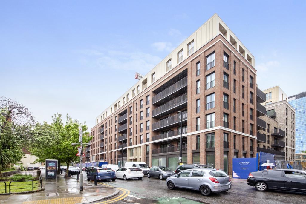 Bright One Bedroom Apartment – £2,535pcm – Sidney Street, Whitechapel, London, E1
