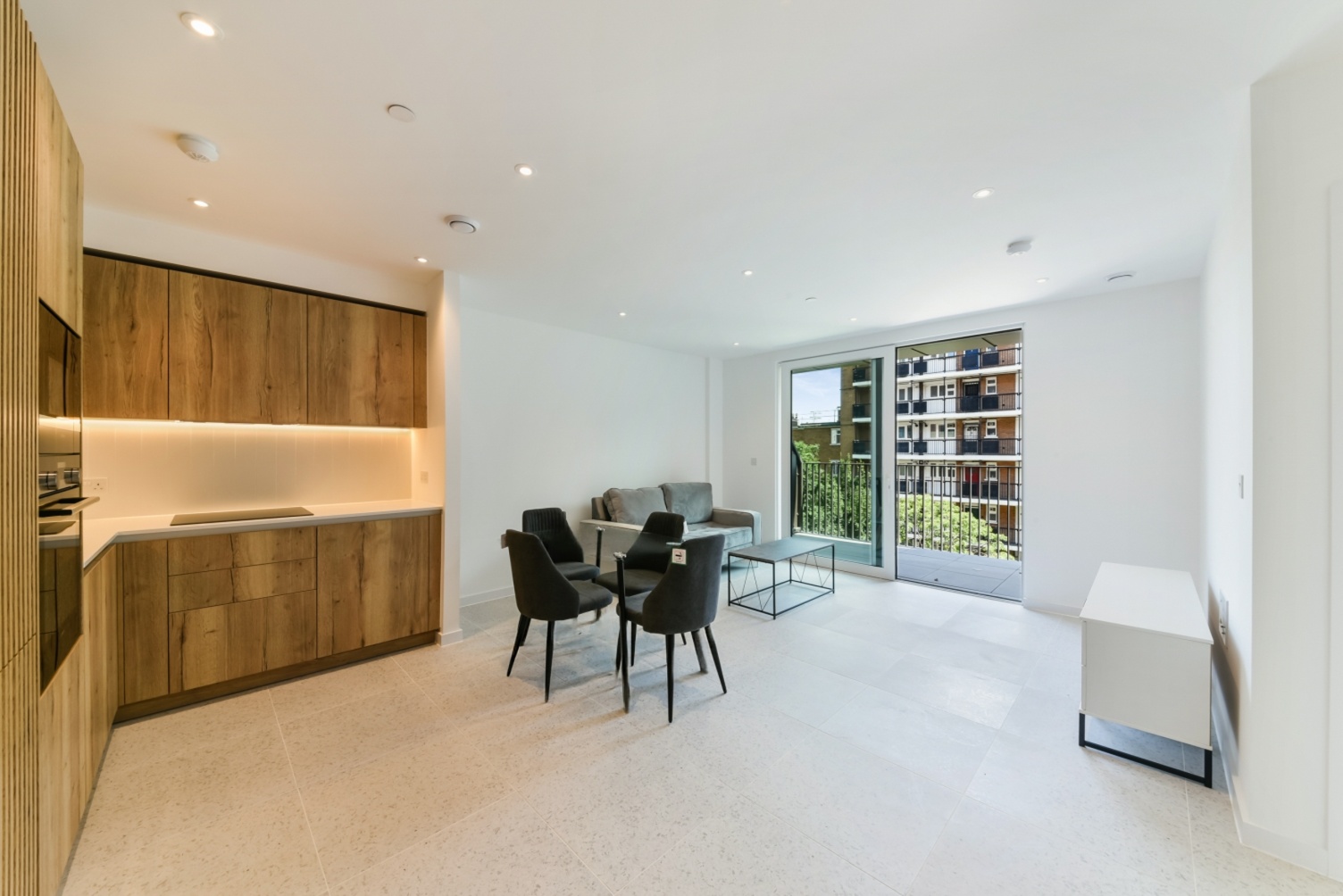 Bright One Bedroom Apartment – £1,863pcm – Kingwood Apartments, Waterline Way, Deptford, SE8