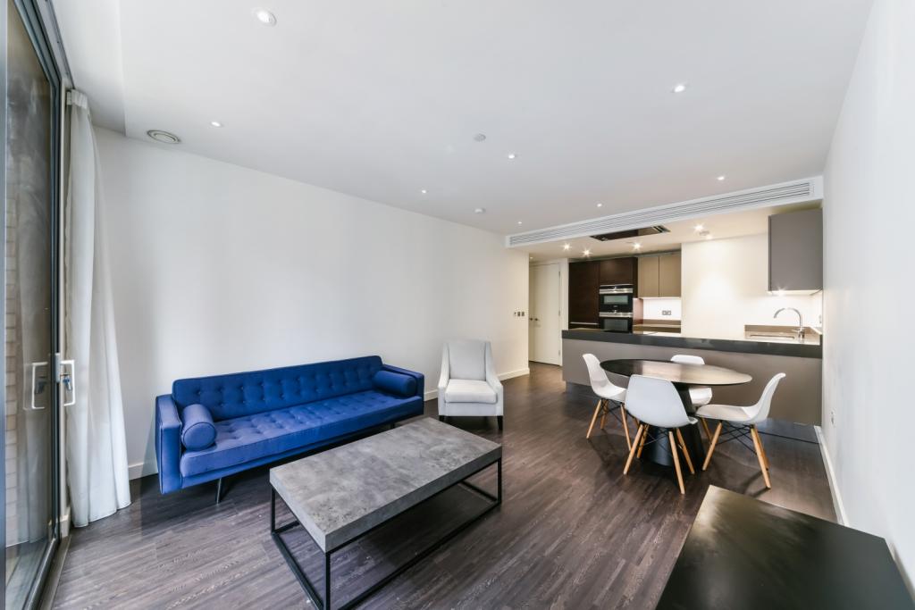 Luxury Two-Bedroom Apartment – £3,986pcm – Canter Way, Aldgate, London, E1