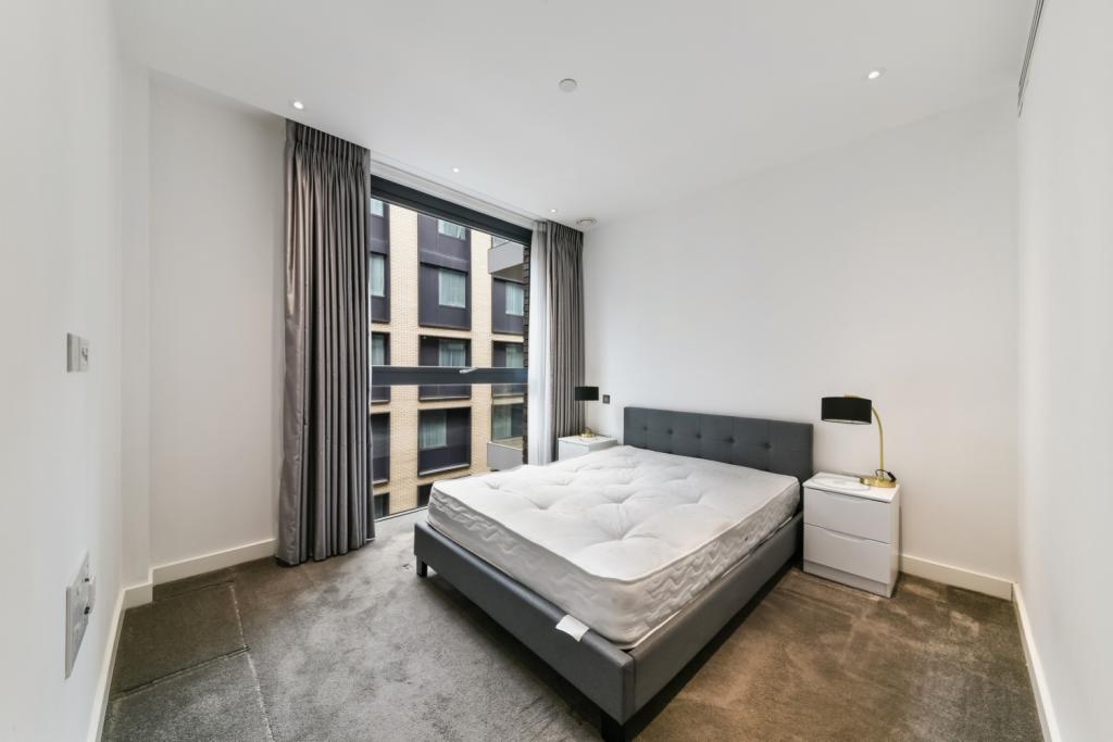 Luxury Two-Bedroom Apartment – £3,986pcm – Canter Way, Aldgate, London, E1