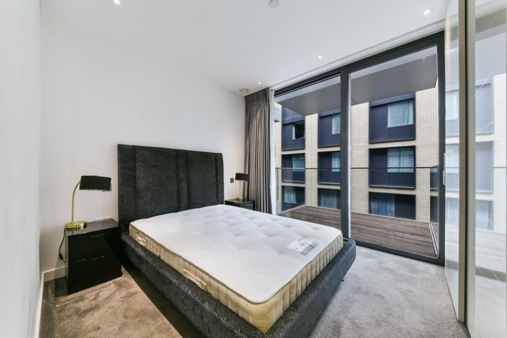 Luxury Two-Bedroom Apartment – £3,986pcm – Canter Way, Aldgate, London, E1