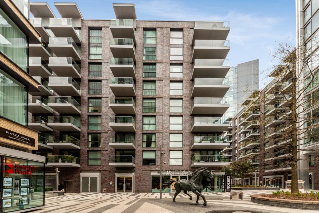Luxury Two-Bedroom Apartment – £3,986pcm – Canter Way, Aldgate, London, E1