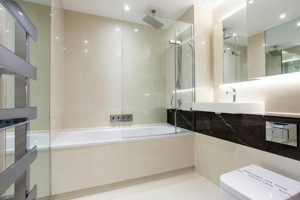 Luxury Two-Bedroom Apartment – £3,900pcm – Leman Street, Aldgate, London, E1