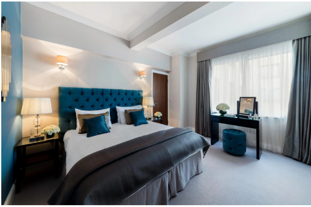 Executive One Bedroom Apartment with Street View
