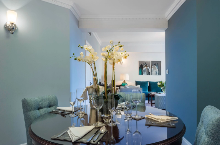 Deluxe One Bedroom Apartment with Park View – £2,100 for 3 Nights