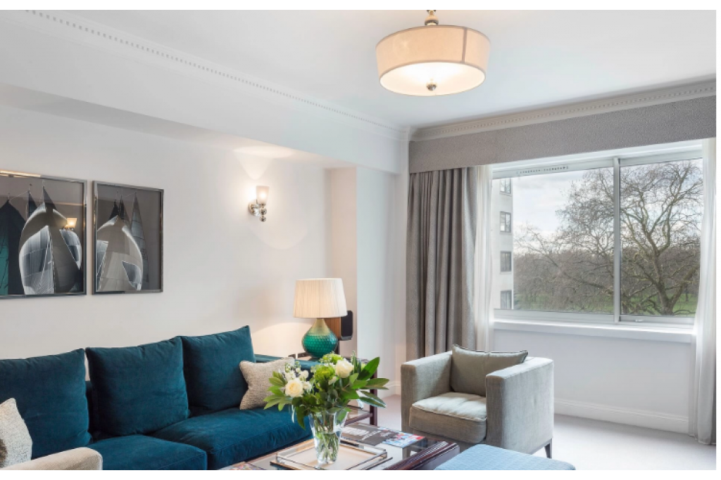 Deluxe One Bedroom Apartment with Park View – £2,100 for 3 Nights