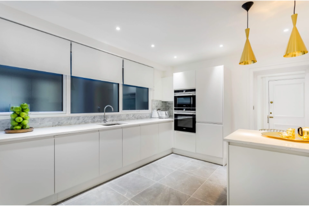 Deluxe Three Bedroom Apartment with Park View – £3,600 for 3 Nights