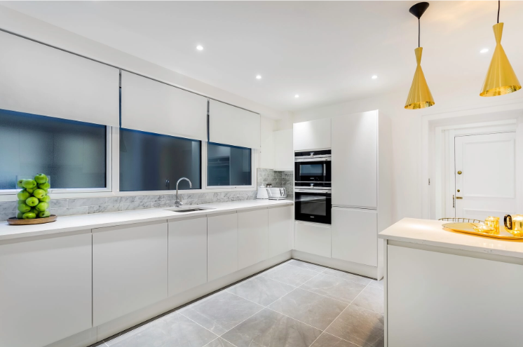 Deluxe Three Bedroom Apartment with Park View – £3,600 for 3 Nights
