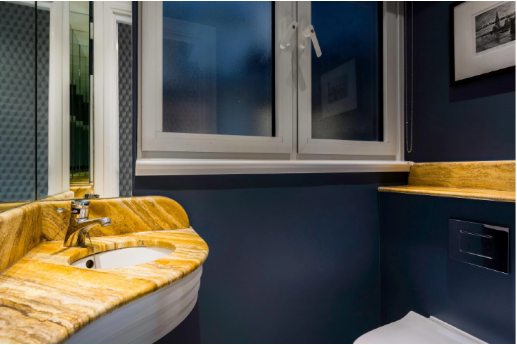Deluxe Three Bedroom Apartment with Park View – £3,600 for 3 Nights