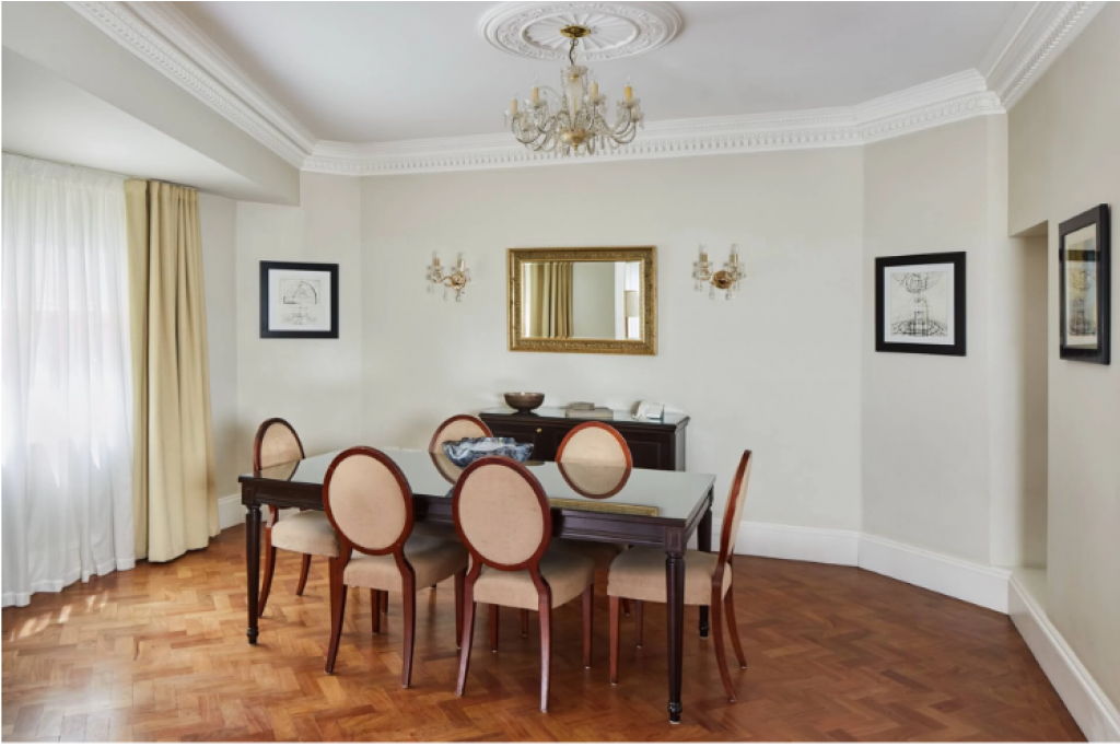 Duplex Three Bedroom Apartment with Garden View – £2,700 for 3 Nights
