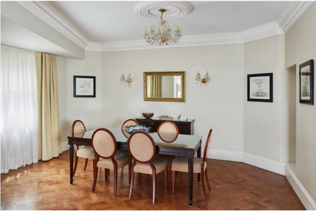 Duplex Three Bedroom Apartment with Garden View – £2,700 for 3 Nights