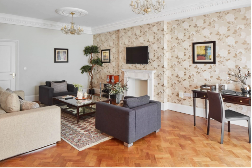 Duplex Three Bedroom Apartment with Garden View – £2,700 for 3 Nights
