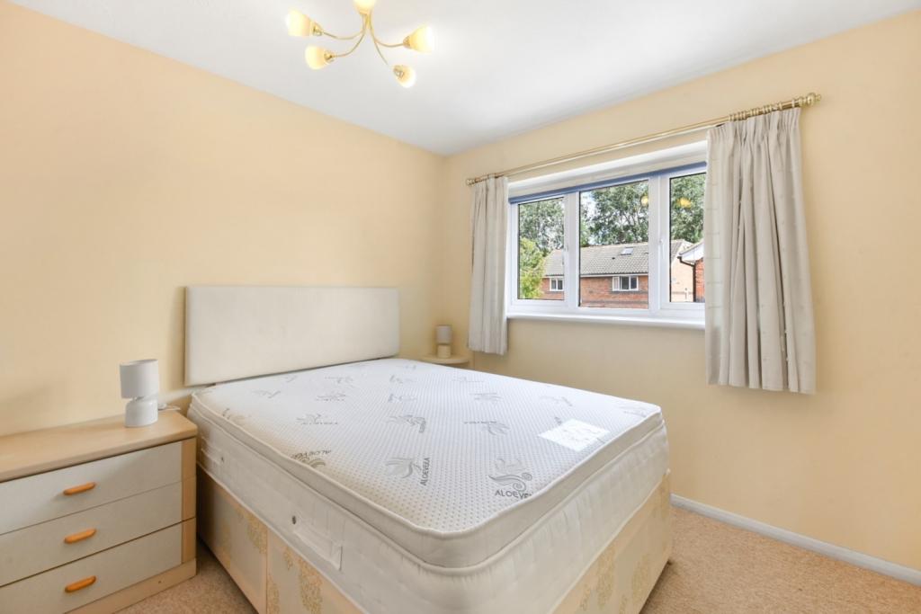 One Bedroom Apartment – £1,646.67pcm – Ambassador Square, Isle of Dogs, London, E14
