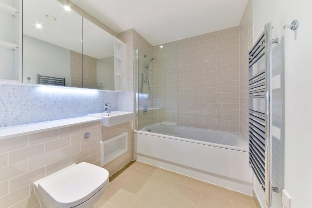 Heygate Street, Elephant Park, London, SE17 – 3 Bedroom Duplex to Rent – £4,550 pcm