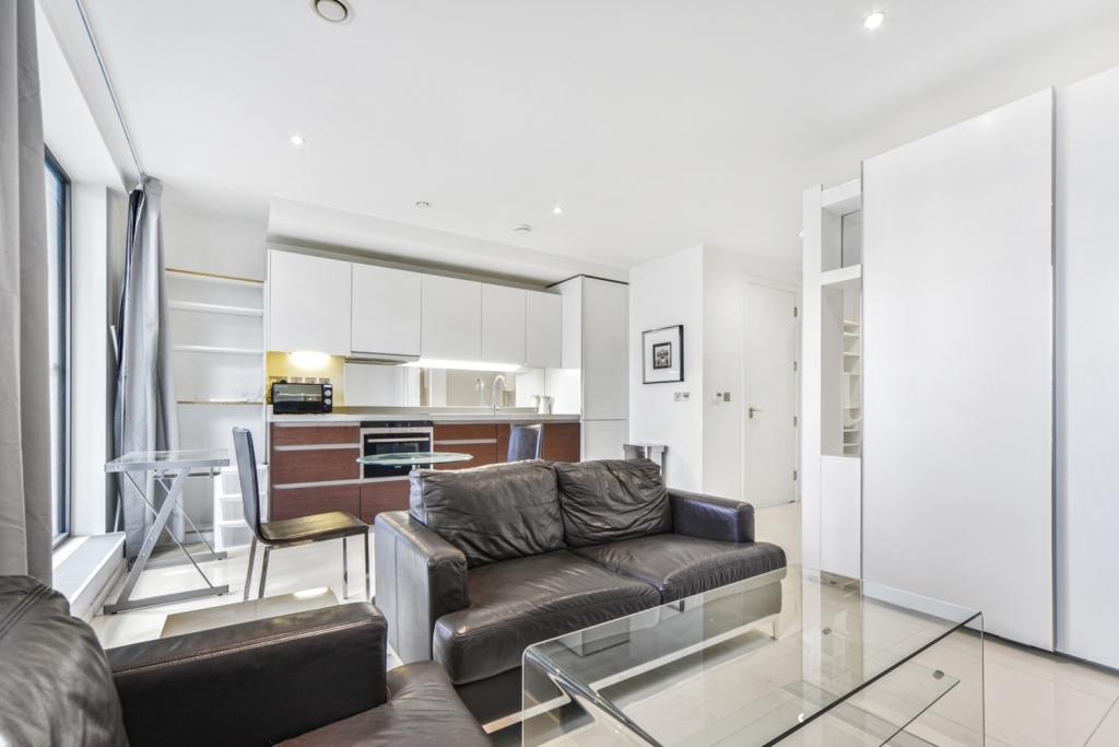 Baltimore Wharf, Canary Wharf, London, E14 – Studio Apartment to Rent – £2,231 pcm