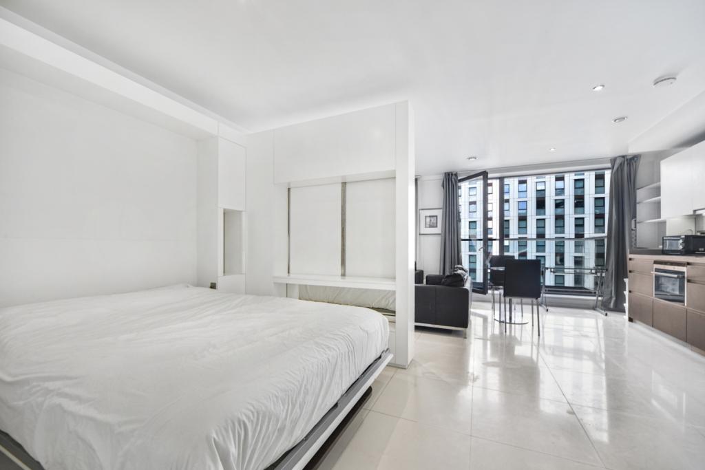 Baltimore Wharf, Canary Wharf, London, E14 – Studio Apartment to Rent – £2,231 pcm