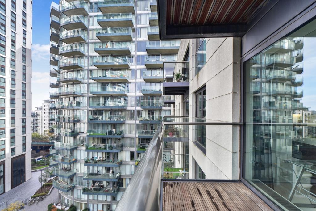 Baltimore Wharf, Canary Wharf, London, E14 – Studio Apartment to Rent – £2,231 pcm