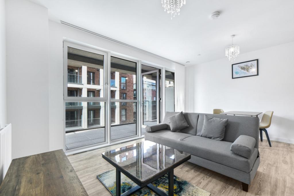 Thunderer Street, Upton Gardens, Newham, London, E13 – 1 Bedroom Apartment to Rent – £1,900 pcm