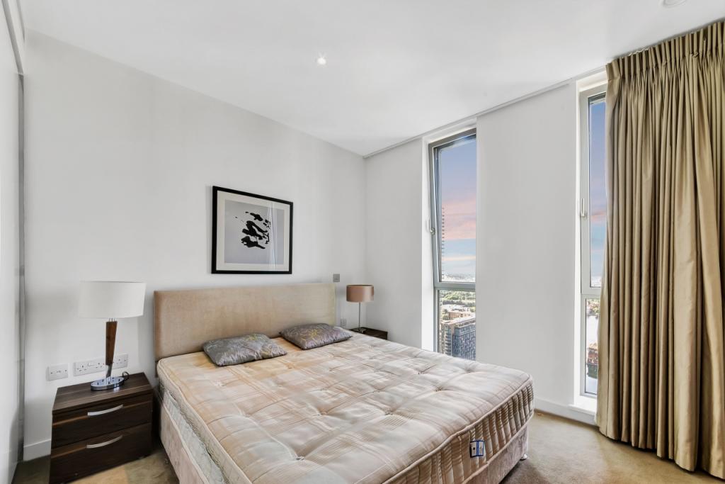 Pan Peninsula Square, Canary Wharf, London, E14 – 1 Bedroom Apartment – £2,708pcm