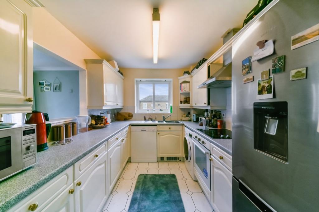 Millennium Drive, Isle Of Dogs, London, E14 – £2,426pcm