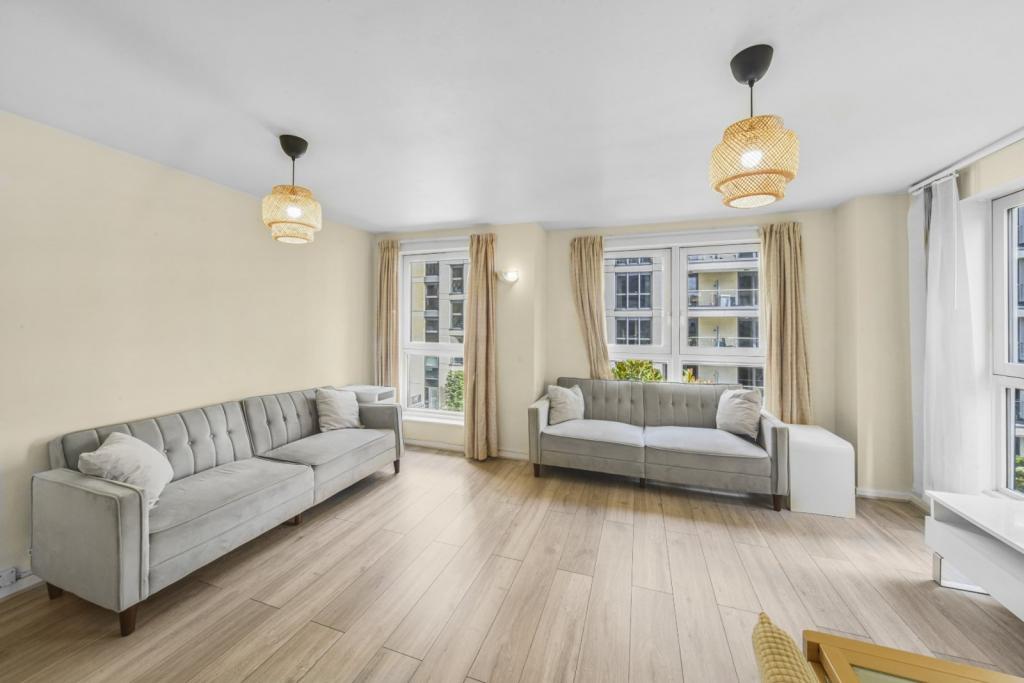 Townmead Road, Imperial Wharf, Fulham, SW6 – £2,650pcm