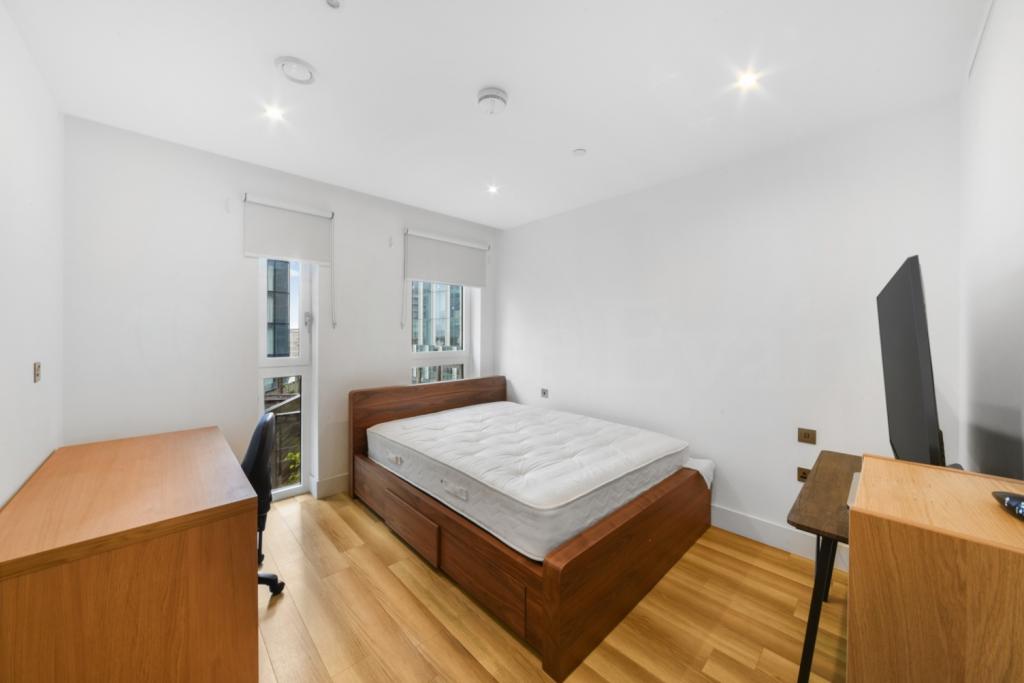 New Drum Street, Aldgate, London, E1 – £2,643pcm