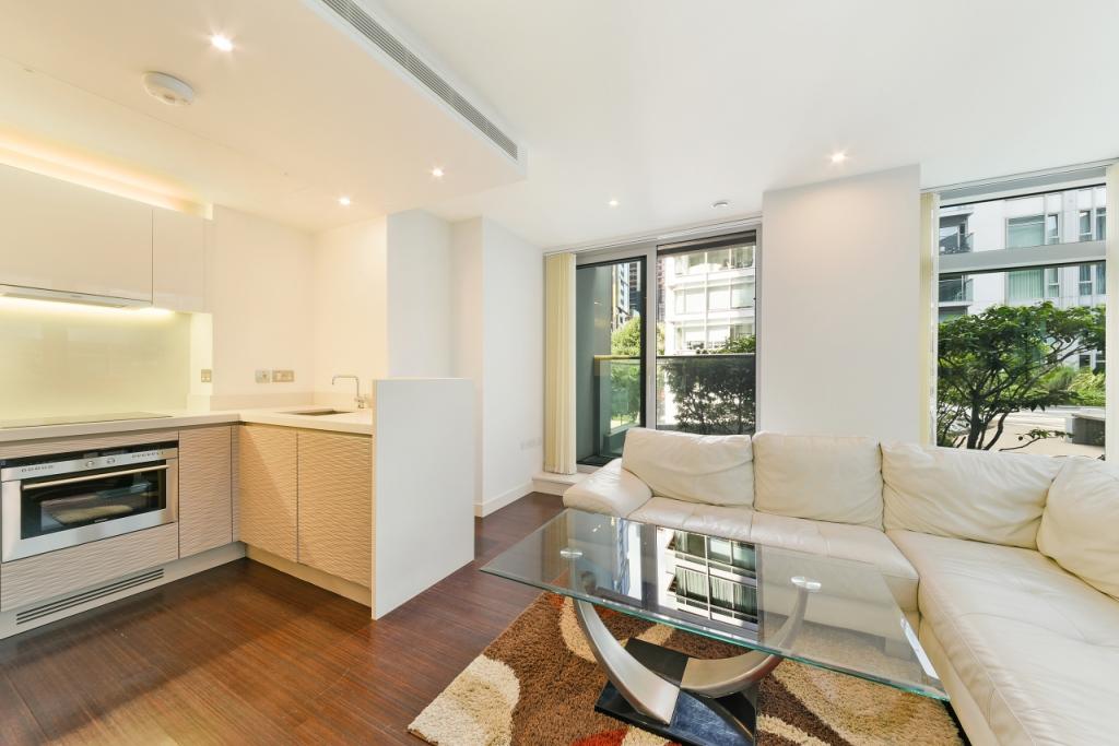 Modern Two Bedroom Apartment – £3,141pcm – Pan Peninsula Square, Canary Wharf, London, E14