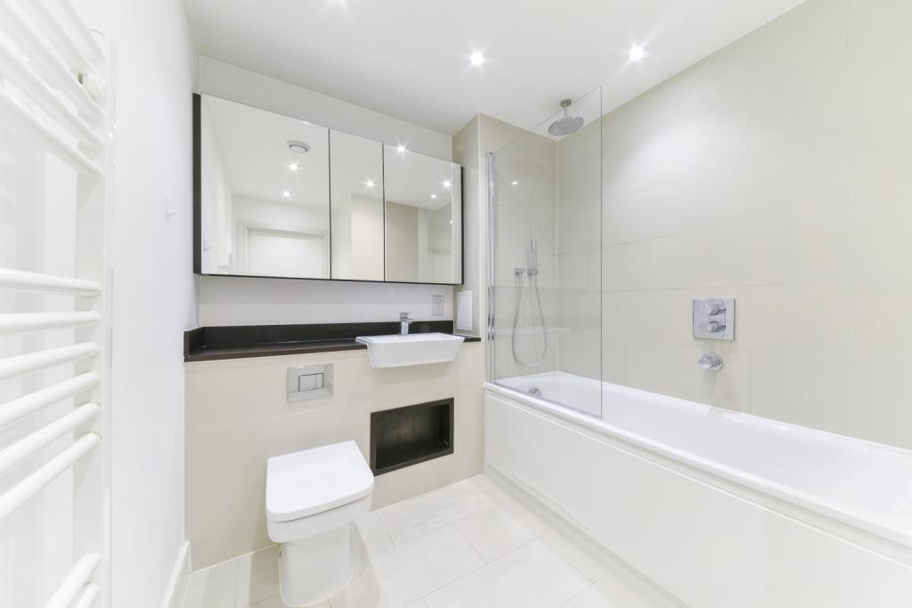 Luxury One Bedroom Apartment – £2,000 pcm – Hannaford Walk, Bow, London, E3