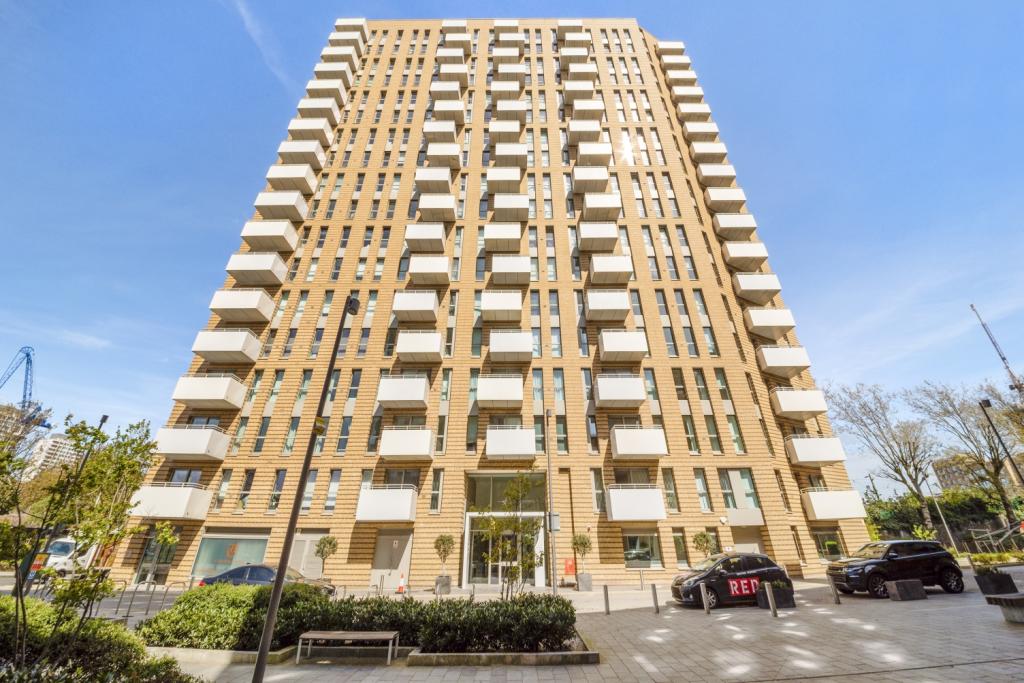 Luxury One Bedroom Apartment – £2,000 pcm – Hannaford Walk, Bow, London, E3