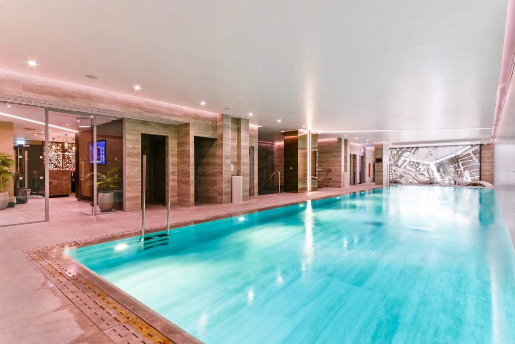 Luxury Two Bedroom Apartment – £4,983 pcm – Bollinder Place, Islington, London, EC1V