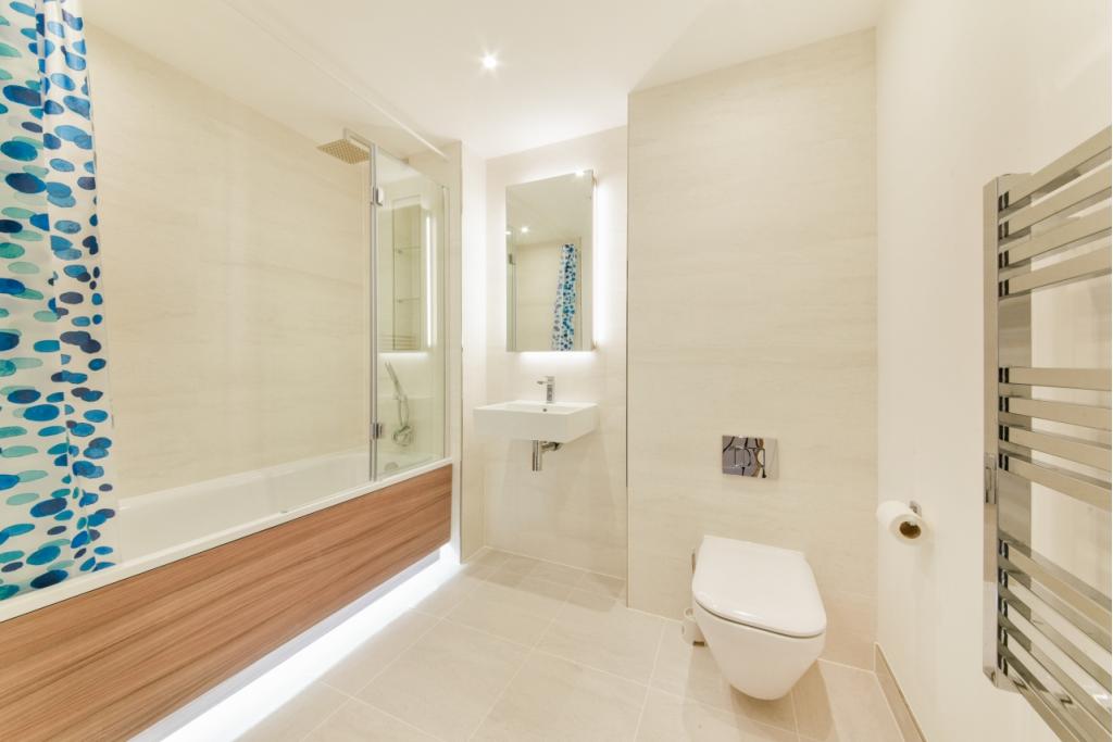 Two Bedroom Apartment – 877 sq ft – £2,400 pcm – Thonrey Close, Colindale Gardens, London, NW9