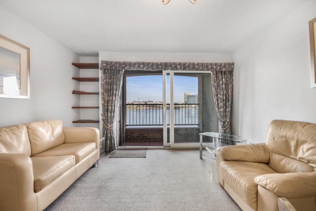 Plymouth Wharf – 1 Bedroom Apartment to Rent – 526 sq ft – £1,703 pcm