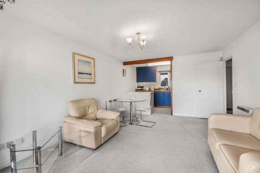 Plymouth Wharf – 1 Bedroom Apartment to Rent – 526 sq ft – £1,703 pcm