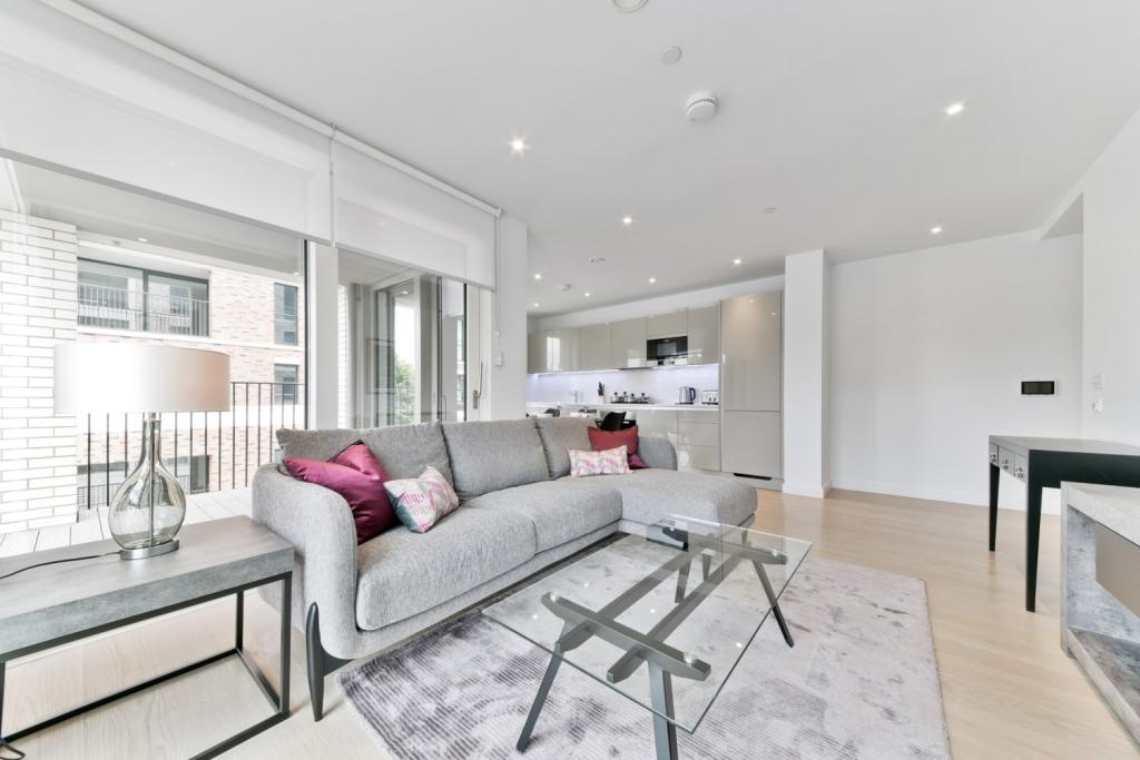 Two Bedroom Apartment to Rent – Heygate Street, Elephant and Castle, London SE17 – 786 sq ft
