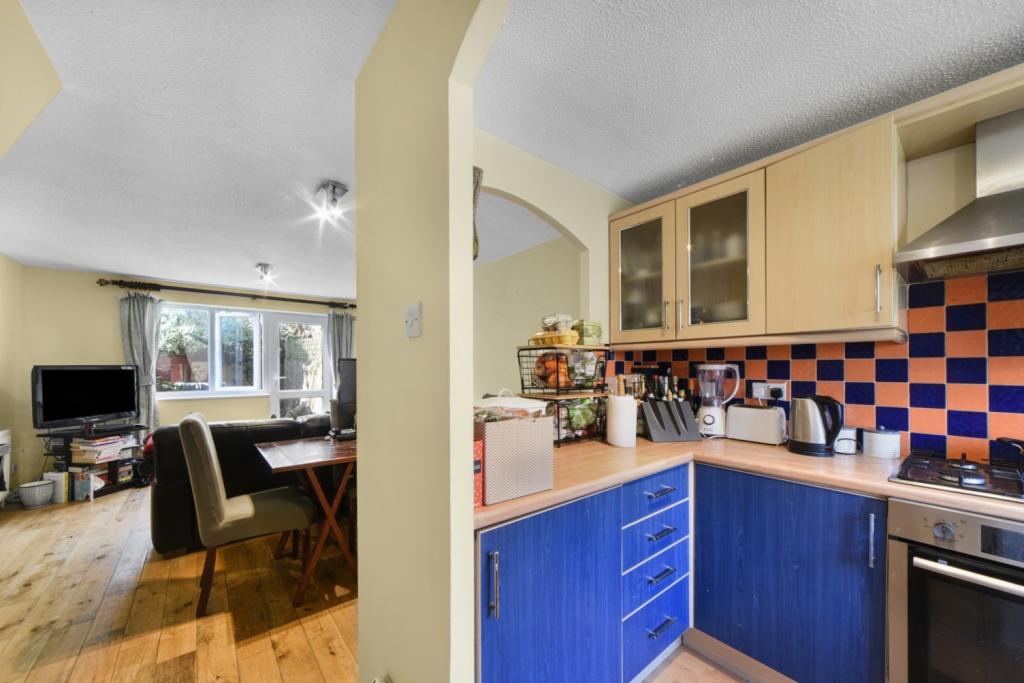 Two Bedroom Terraced House to Rent – Crosslet Vale, Deptford, London SE10 – 612 sq ft